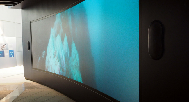 Curved Screen for 'Virtual' Aquarium at the Perlan Museum